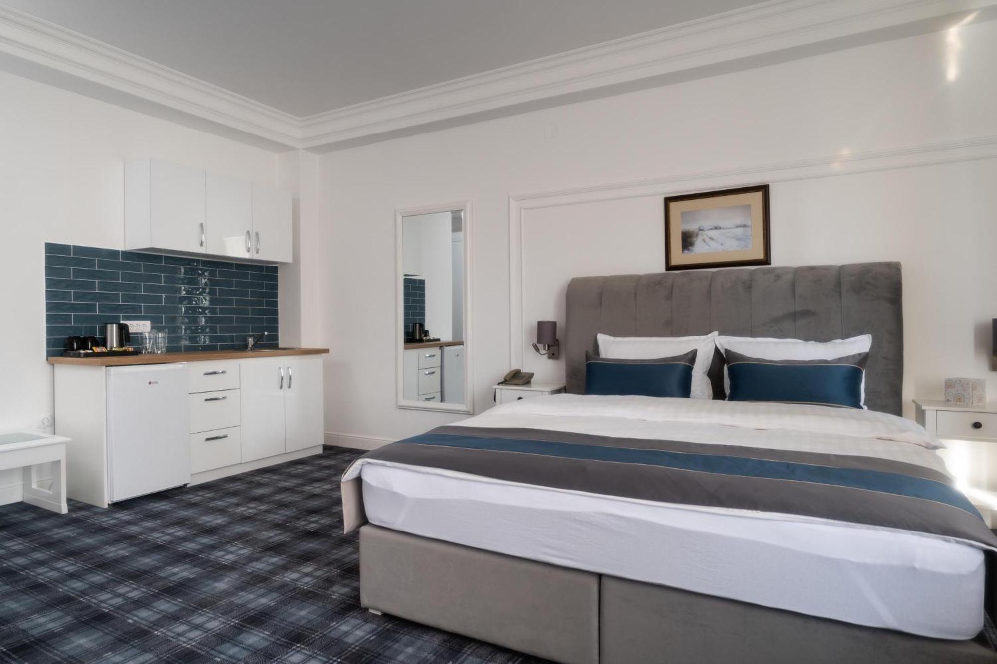 Hotel Mio City Kula Exteriör bild